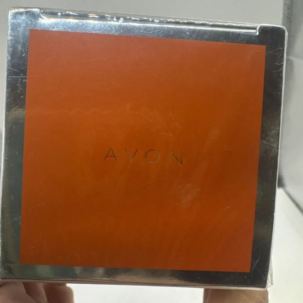 AVON Anew Genics Eye Treatment  .50 oz  New in box NOS